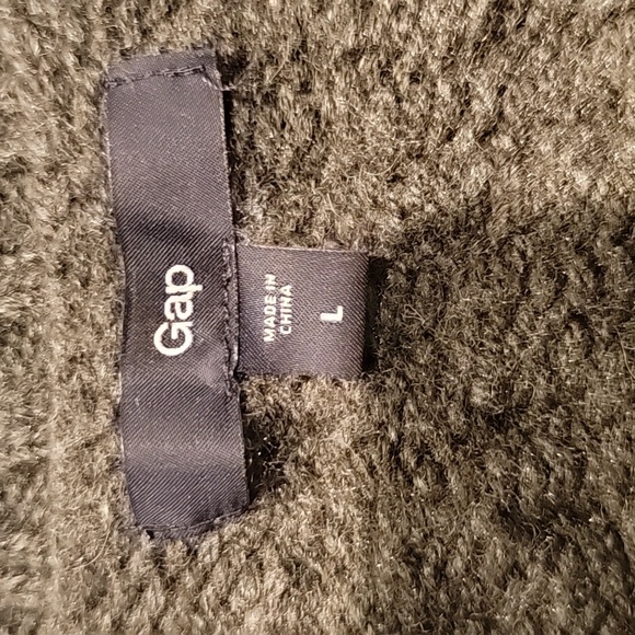 EUC Gap sweater - Picture 2 of 3